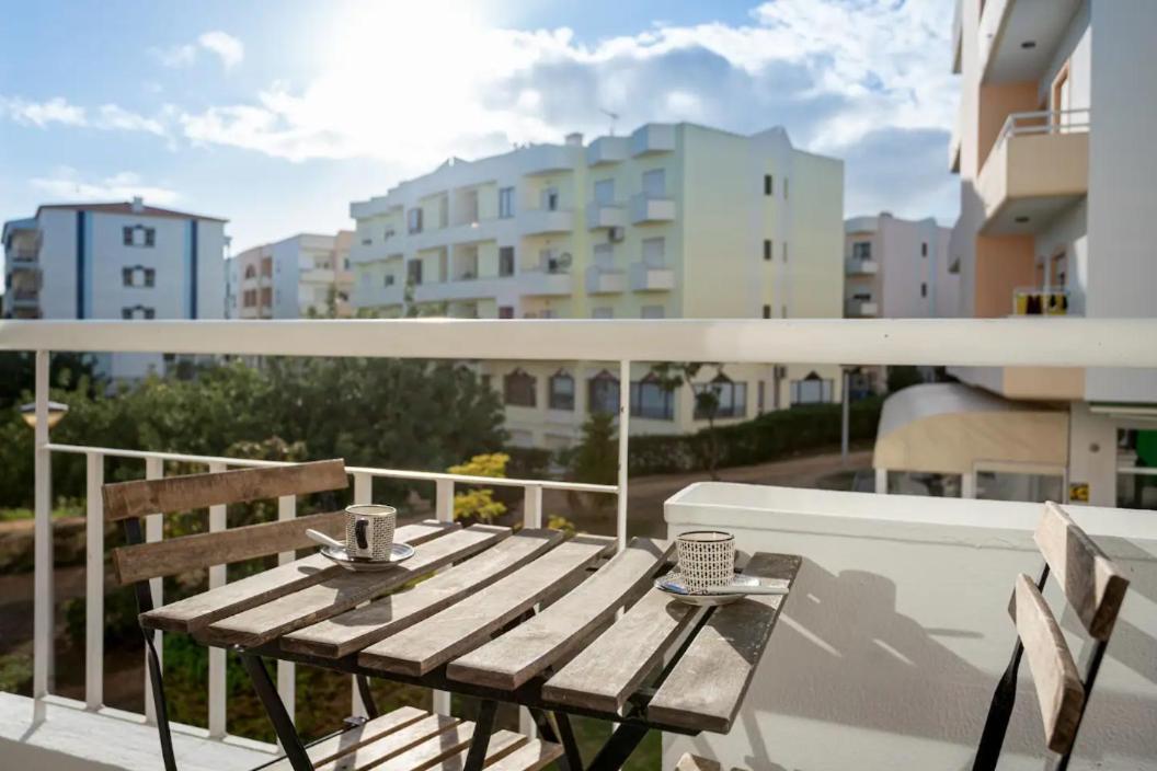 Blife Allya Private Rooms Faro Exterior photo